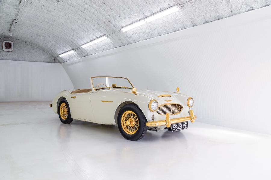  Austin-Healey 100-6 Goldie (BN6/2260) 1958 года  (фото 1 из 20)